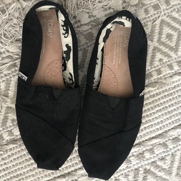 Women’s Toms - Picture 1 of 3